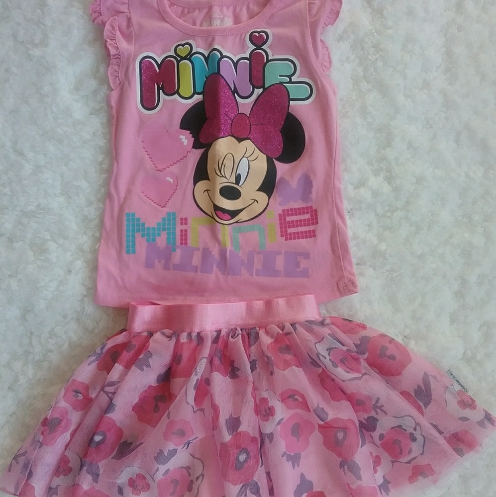 Calvin Klein Jeans Skort/ Disney Minnie Mouse tee
